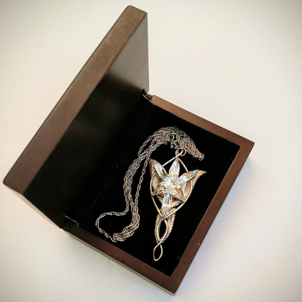 Sterling Silver Evenstar Necklace
